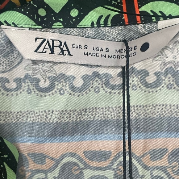 Zara Red and Orange Crop Tie Front Blouse/ bandana top - Picture 3 of 4